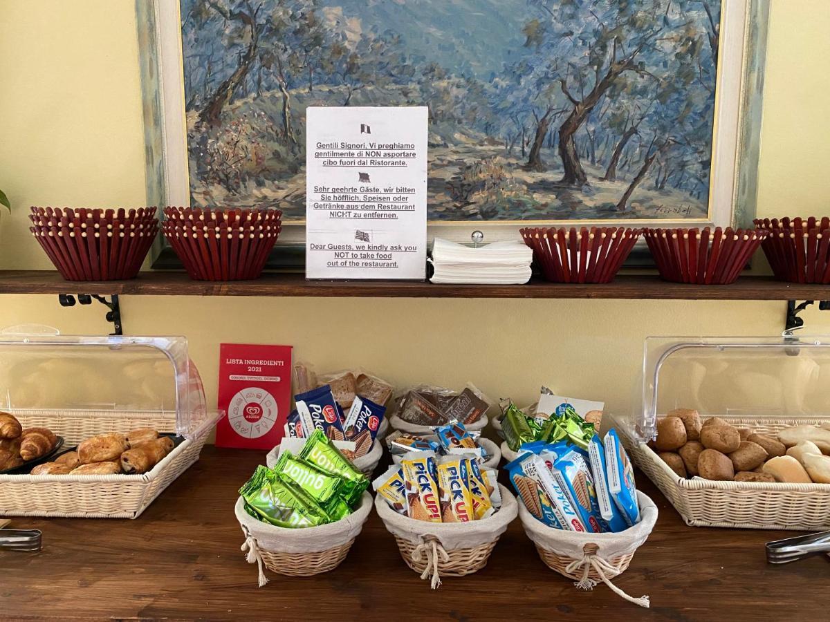 Casa Albergo Sorriso (Adults Only) Limone sul Garda Eksteriør billede